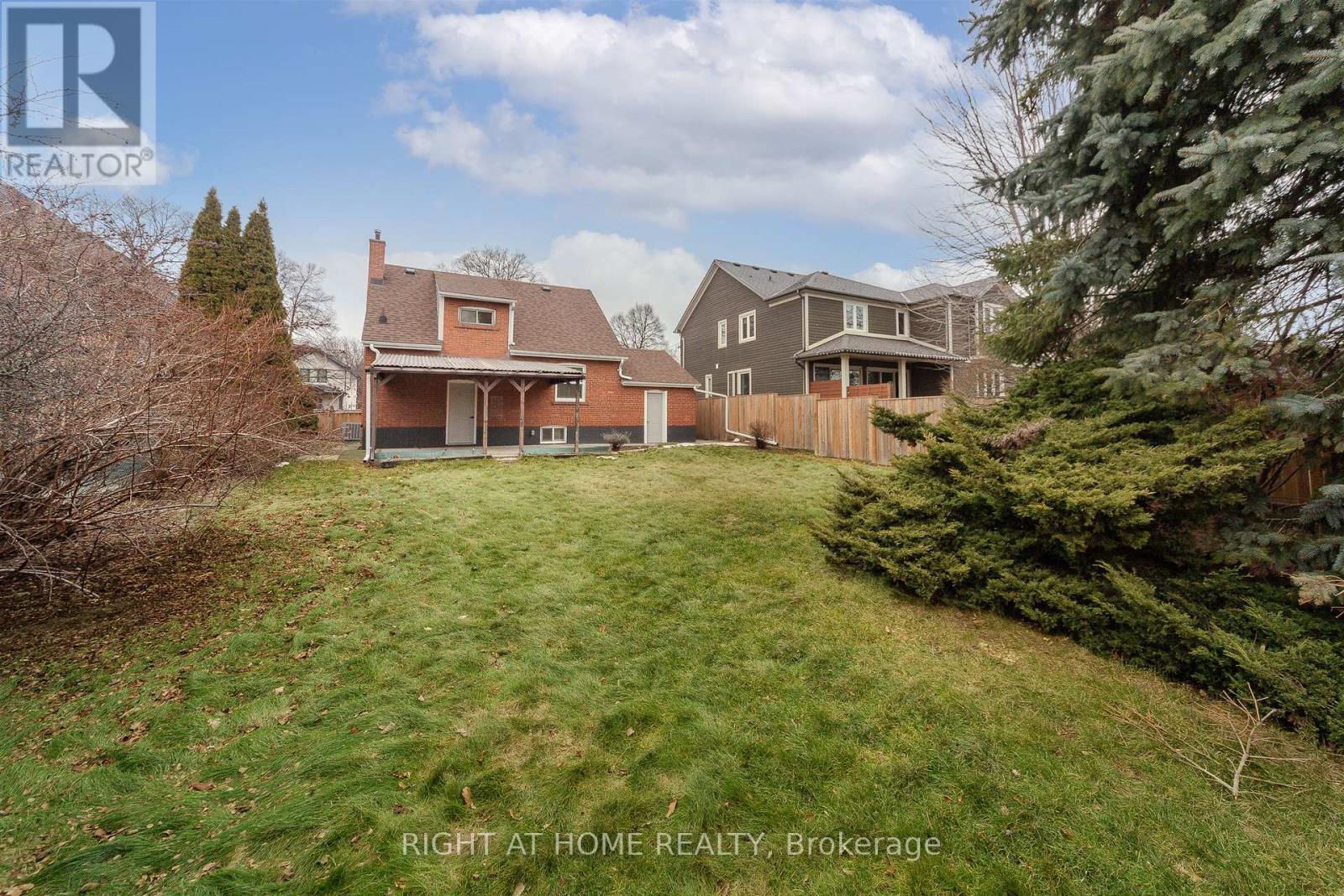 15 Elford Boulevard, Toronto, Ontario  M8Z 2L3 - Photo 24 - W13725598