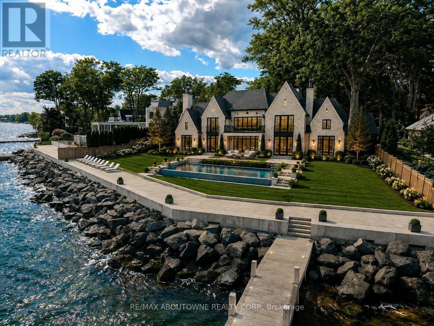 3 Ennisclare Drive E, Oakville, Ontario  L6J 4N3 - Photo 13 - W13725602