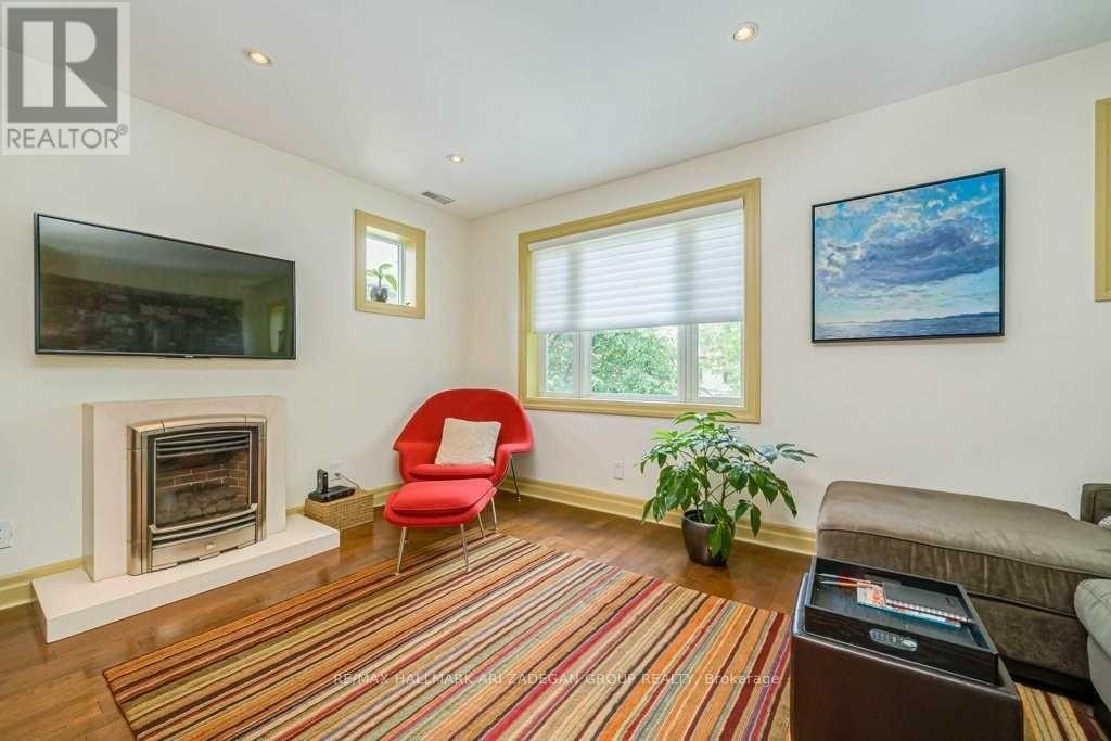A - 23 Preston Place, Toronto, Ontario  M4N 2T1 - Photo 4 - C13725614