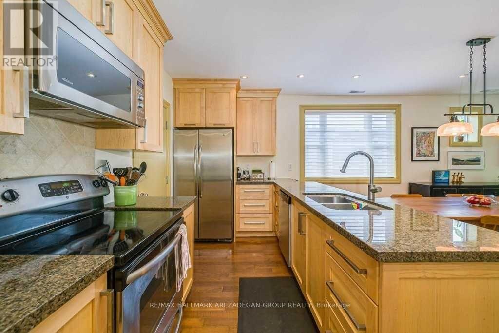 A - 23 Preston Place, Toronto, Ontario  M4N 2T1 - Photo 6 - C13725614