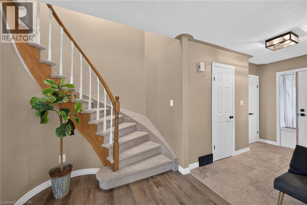26 Elmvale Court, Townsend, Ontario  N0A 1S0 - Photo 18 - 40858339
