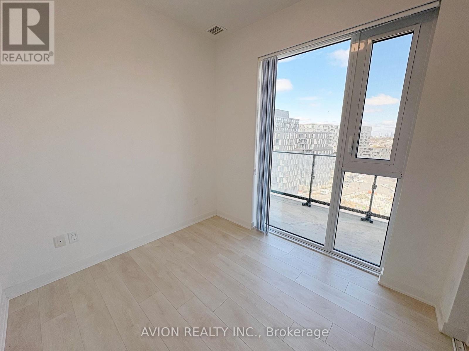 1016 - 8 Tippett Road, Toronto, Ontario  M3H 0E7 - Photo 13 - C13725628