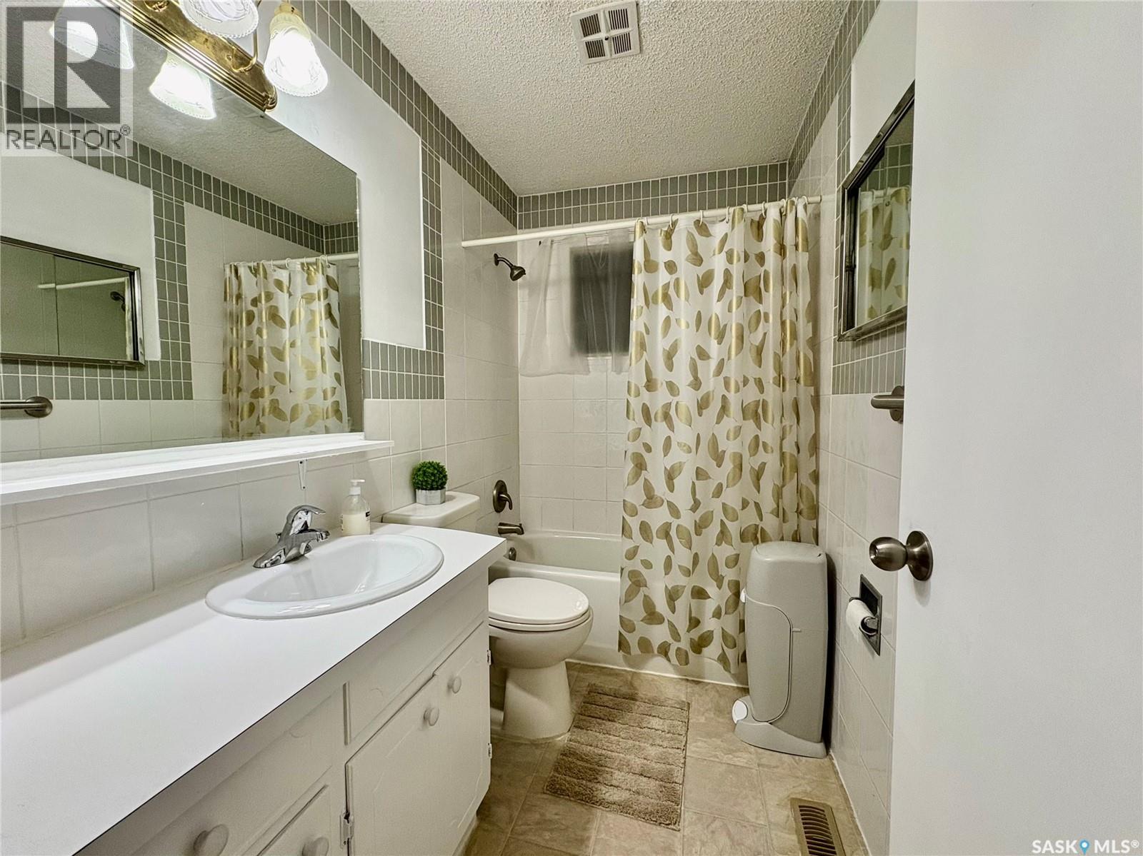 10 Mackie Crescent, Saskatoon, Saskatchewan  S7L 3V3 - Photo 13 - SK042364