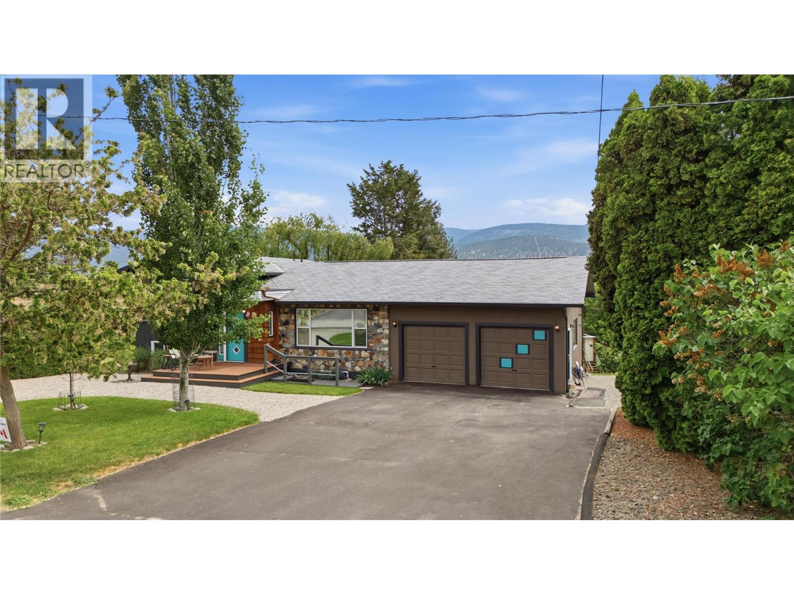 1019 Veteran Drive, Penticton, British Columbia  V2A 7K8 - Photo 3 - 10389353