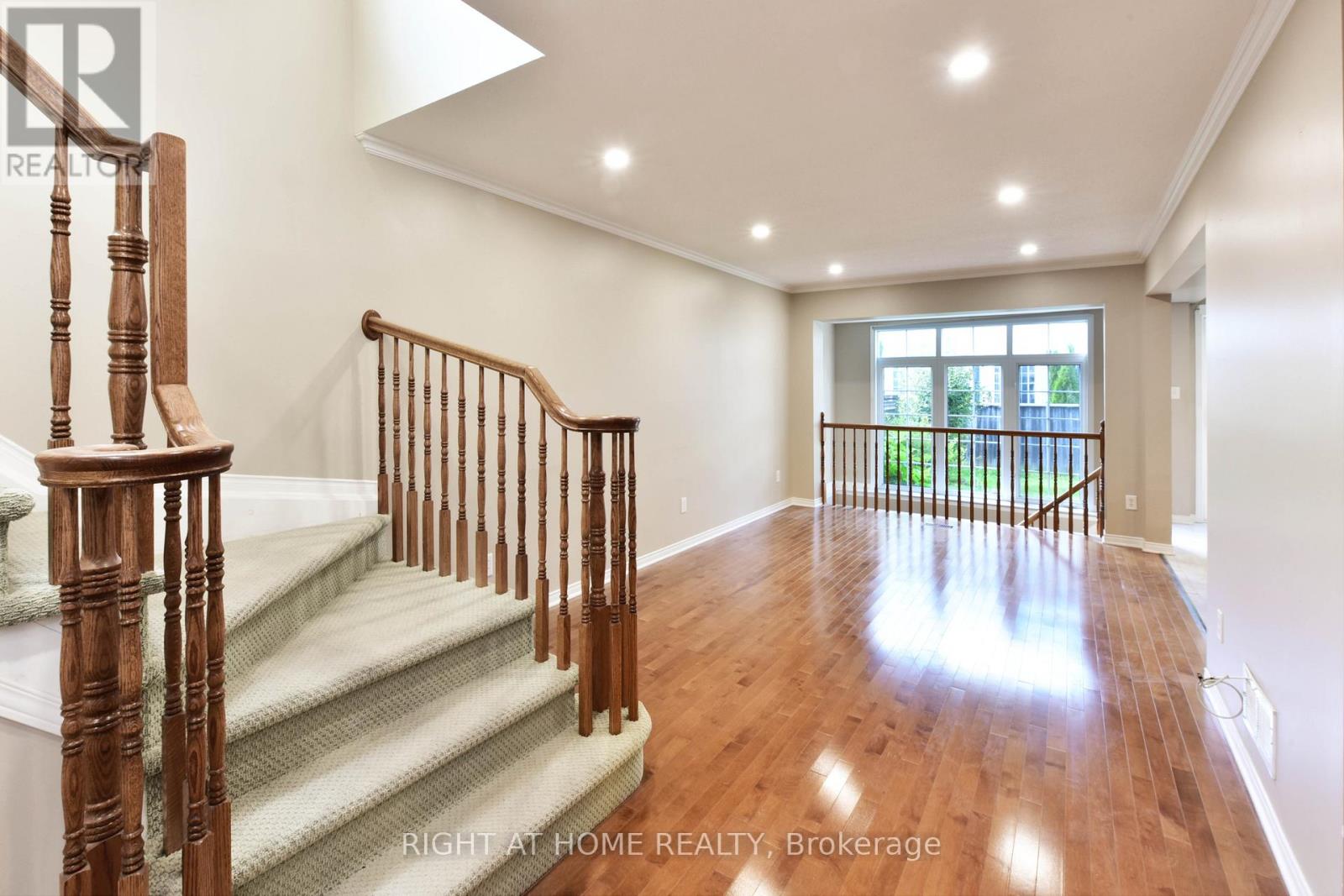 118 Braddock Private, Ottawa, Ontario  K2J 0E6 - Photo 5 - X13725644