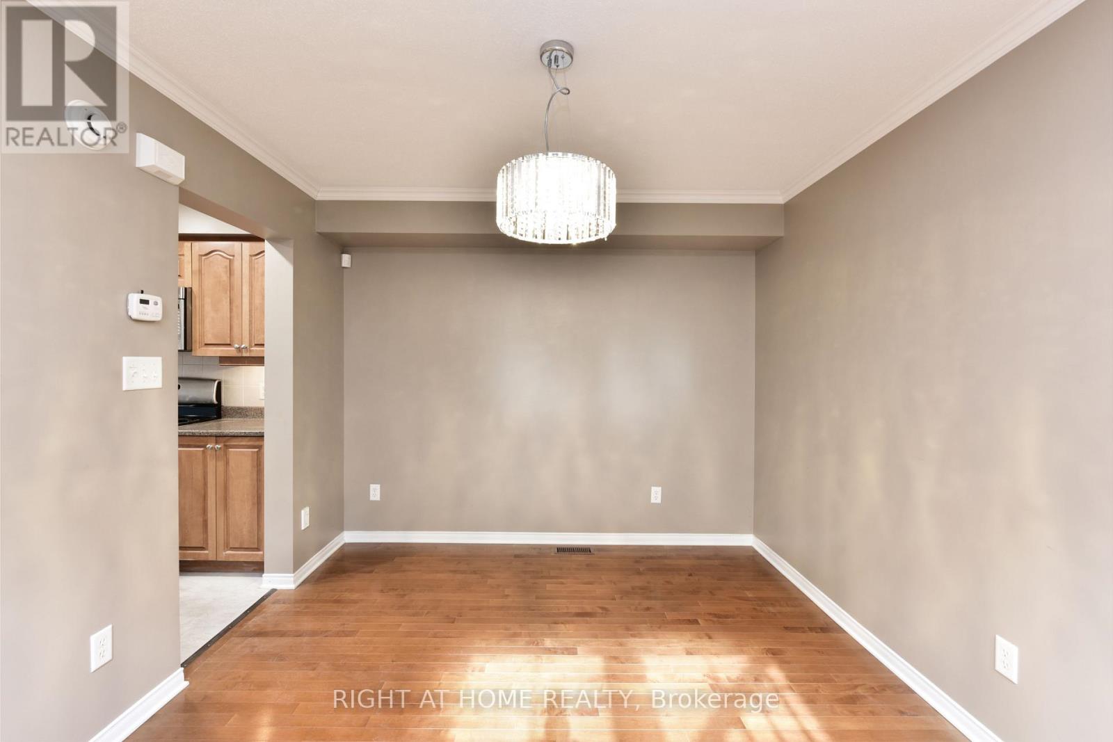 118 Braddock Private, Ottawa, Ontario  K2J 0E6 - Photo 9 - X13725644