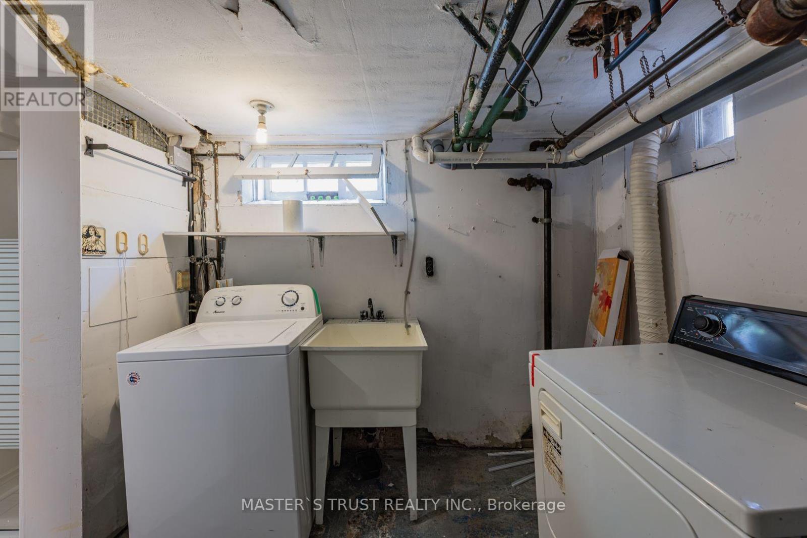Bsmt - 140 Davisville Avenue, Toronto, Ontario M4S 1E8 - Photo 20 - C13704444