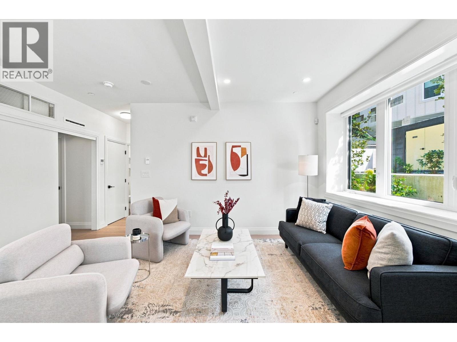 6170 Granville Street, Vancouver, British Columbia  V6M 3E3 - Photo 2 - R3159716