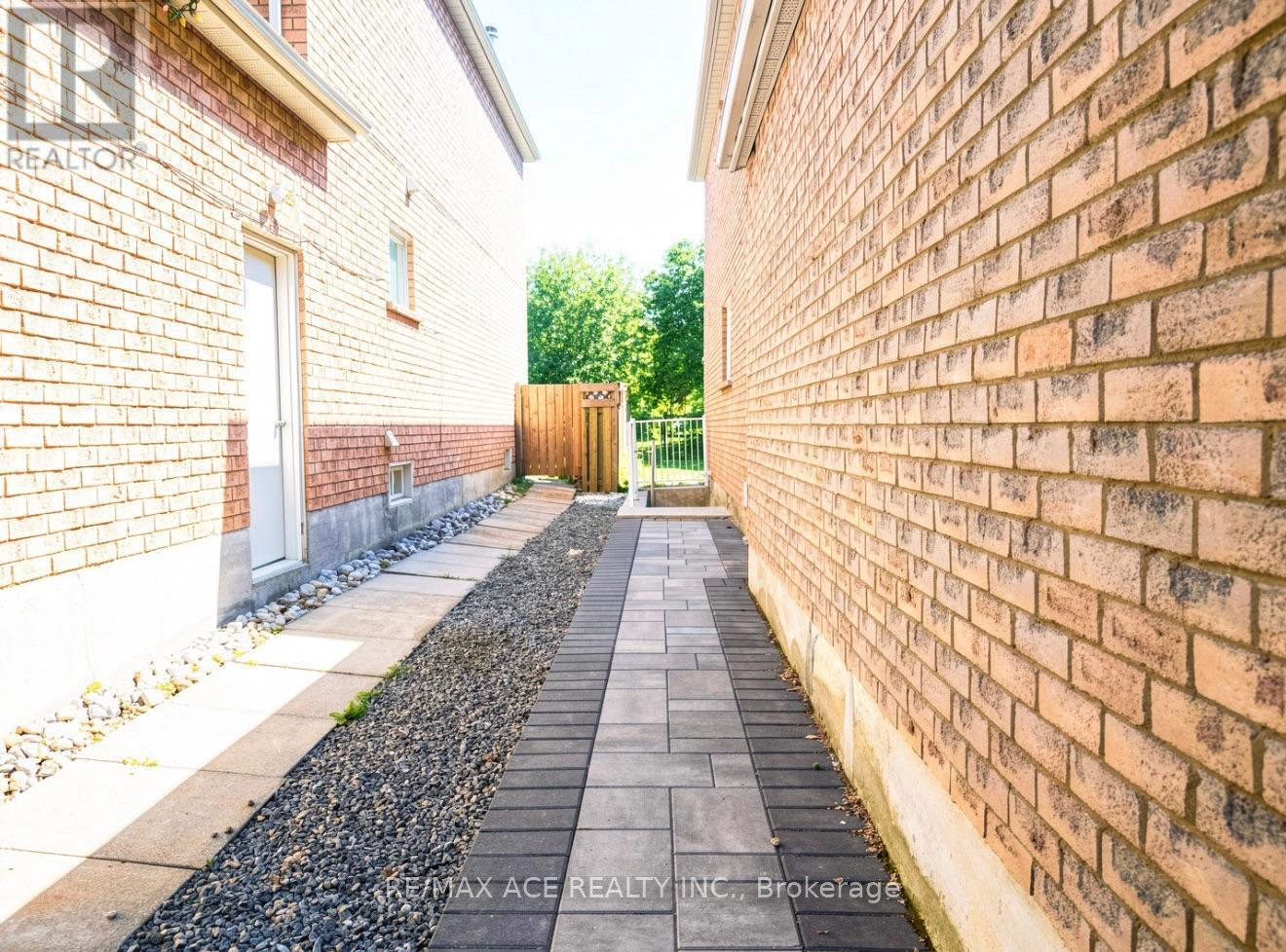 250 Murray Street, Brampton, Ontario L6X 3R9 - Photo 24 - W13725640
