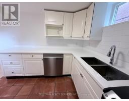 LOWER - 172 QUEENSLEA AVENUE, Toronto, Ontario