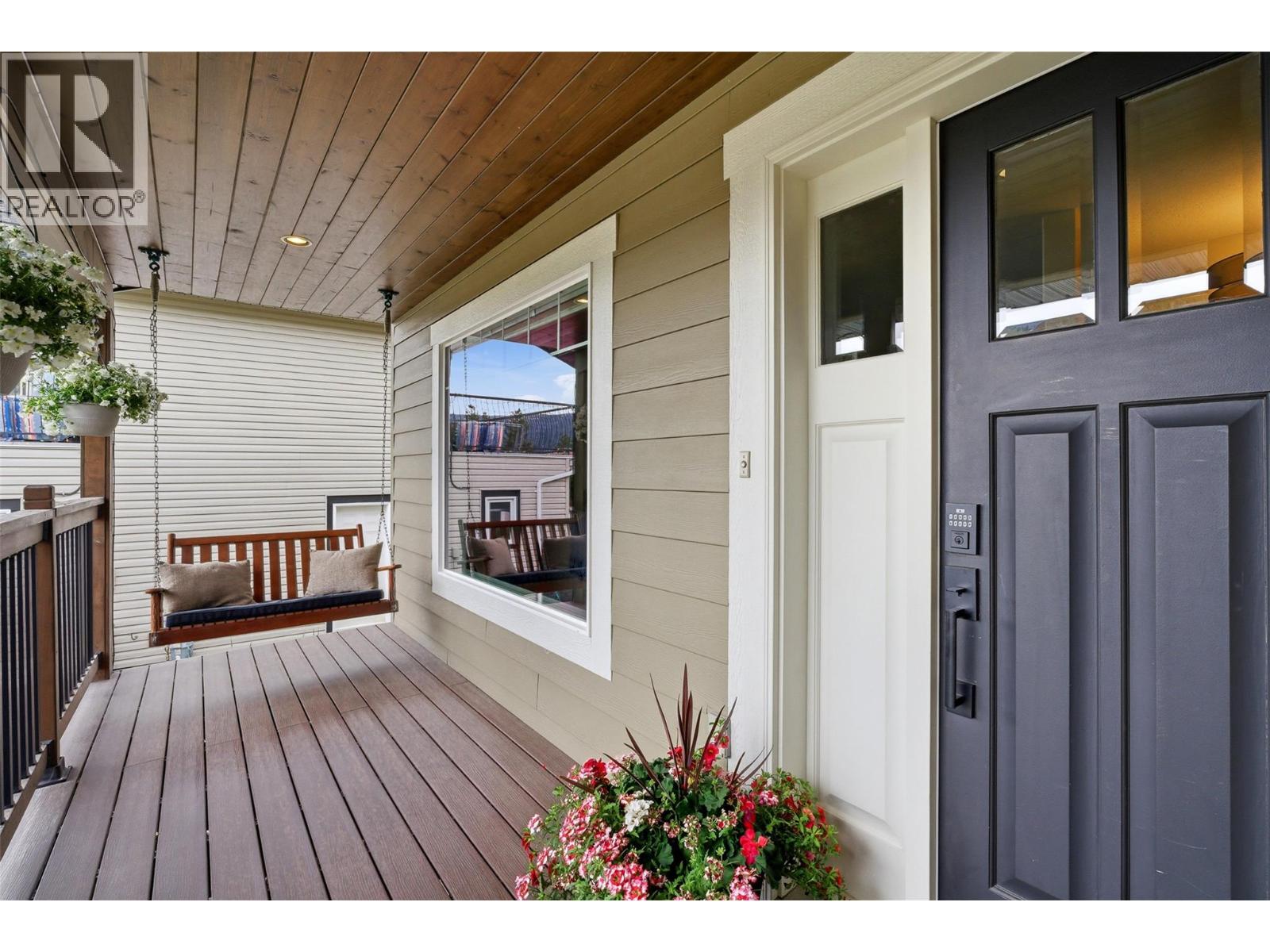 1867 Juniper Drive, Merritt, British Columbia  V1K 1J4 - Photo 4 - 10391205