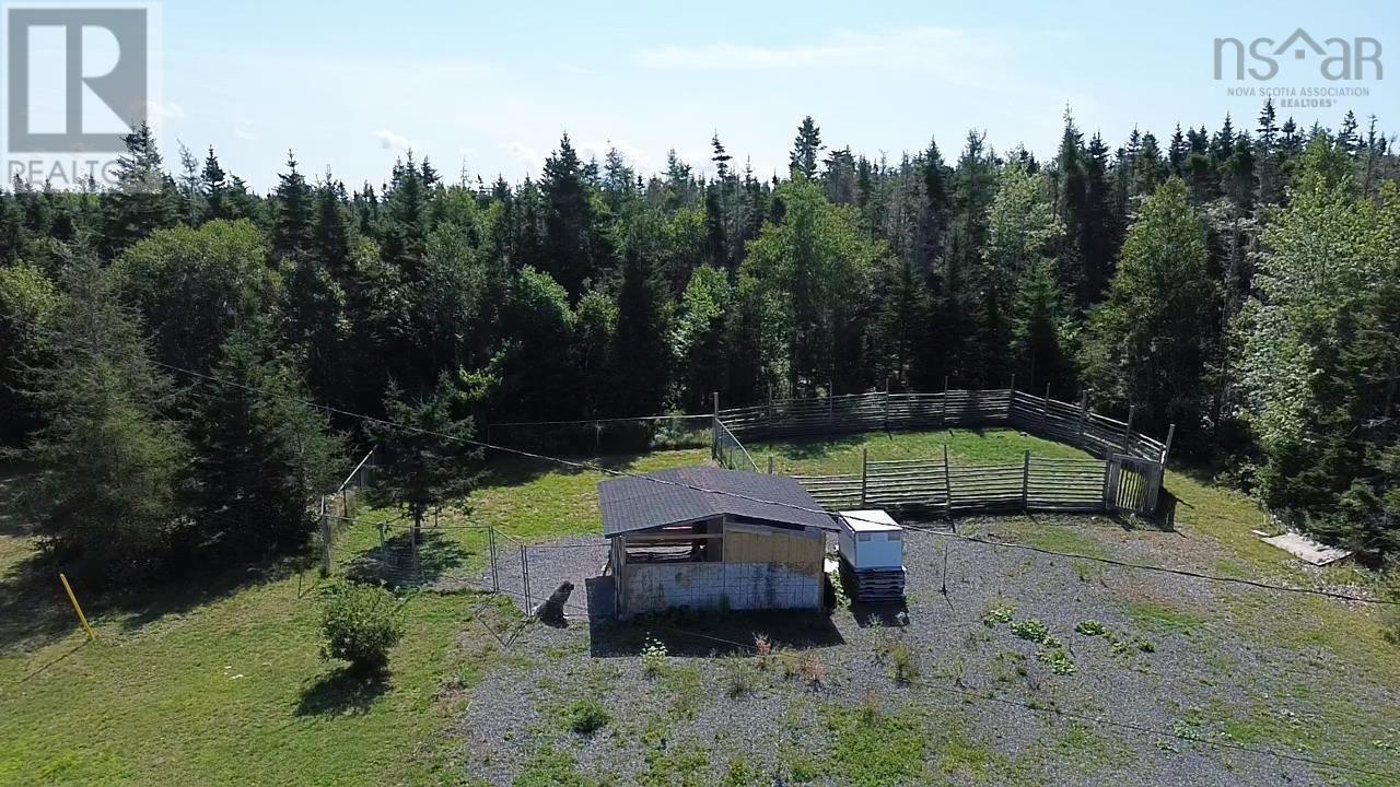 2185 Louisbourg Highway Highway, Mira Road, Nova Scotia  B1M 1A9 - Photo 22 - 202621887