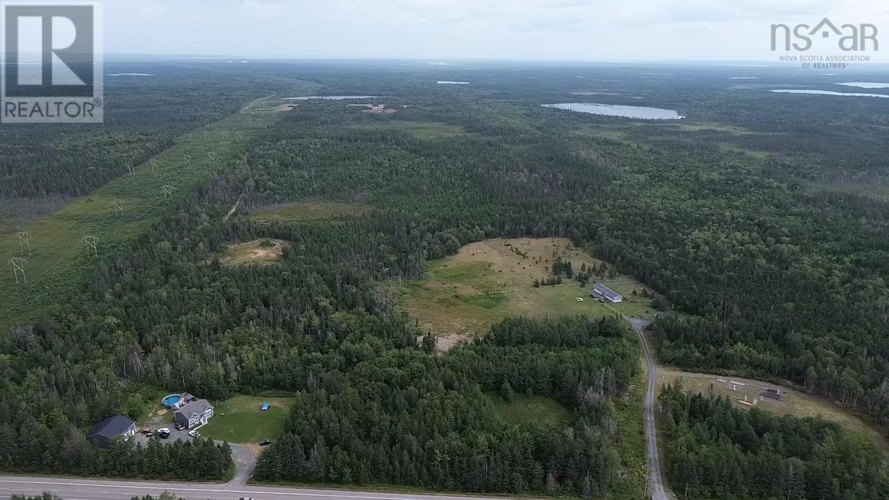2185 Louisbourg Highway Highway, Mira Road, Nova Scotia  B1M 1A9 - Photo 2 - 202621887