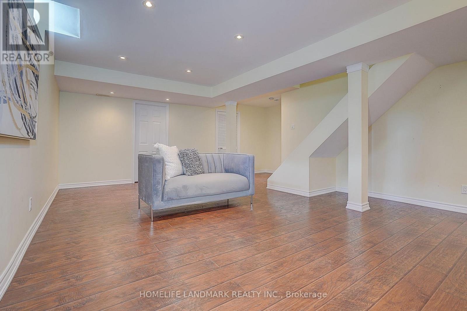 114 Milos Road, Richmond Hill, Ontario L4E 0M3 - Photo 38 - N13725652