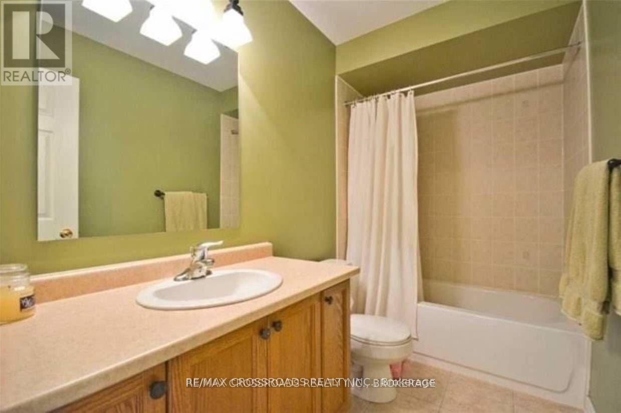 95 Thatcher Crescent, Newmarket, Ontario  L9N 0B9 - Photo 11 - N13725658