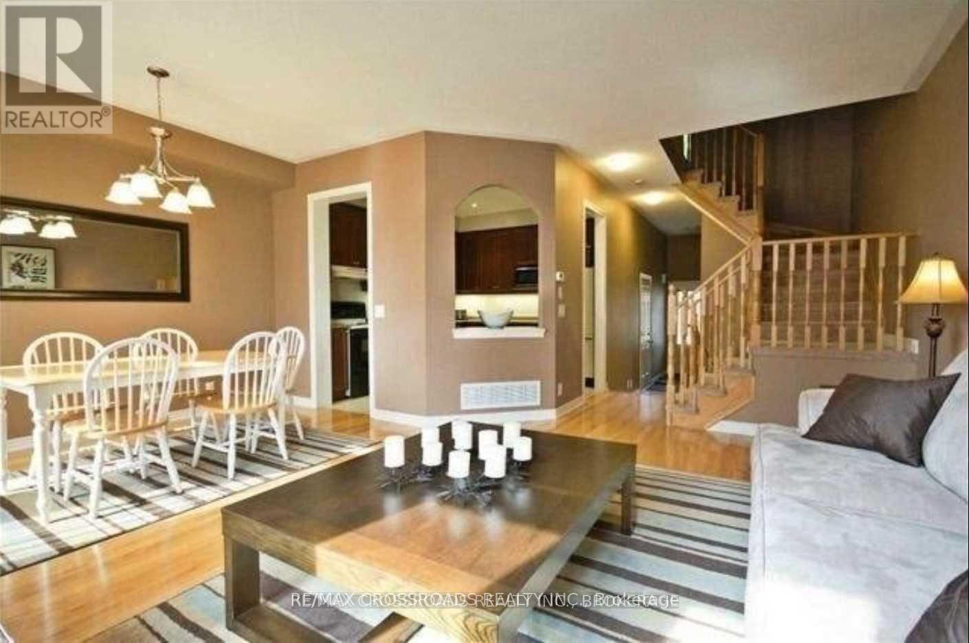 95 Thatcher Crescent, Newmarket, Ontario  L9N 0B9 - Photo 3 - N13725658