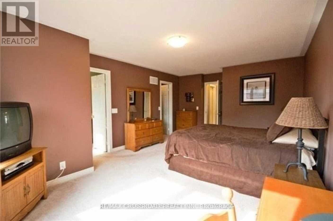 95 Thatcher Crescent, Newmarket, Ontario  L9N 0B9 - Photo 6 - N13725658
