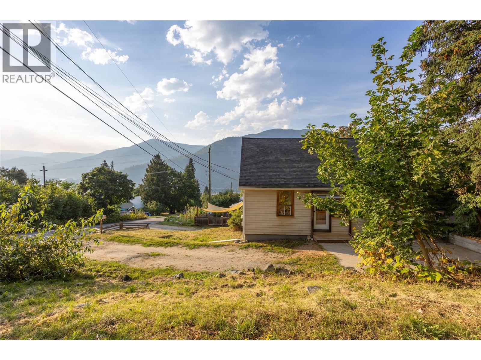 601 Richards Street, Nelson, British Columbia V1L 5J7 - Photo 49 - 10398928