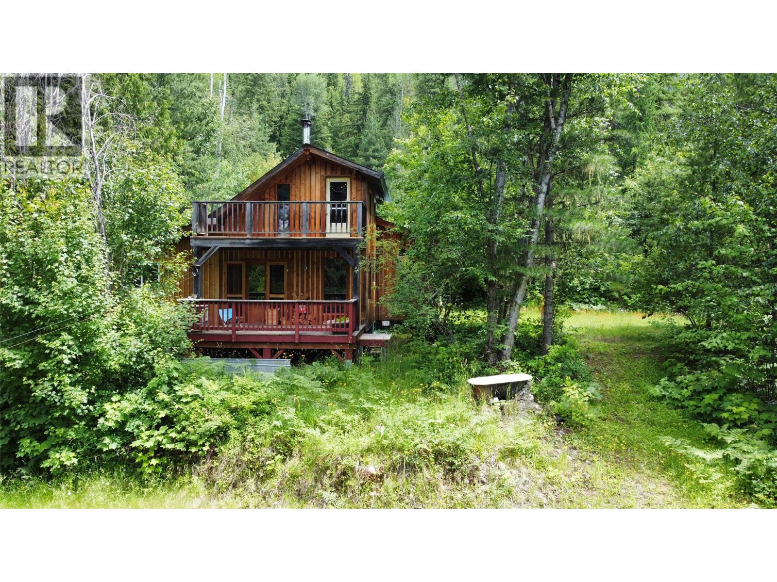 7152 Graham Road, Winlaw, British Columbia  V0G 2J0 - Photo 1 - 10392360
