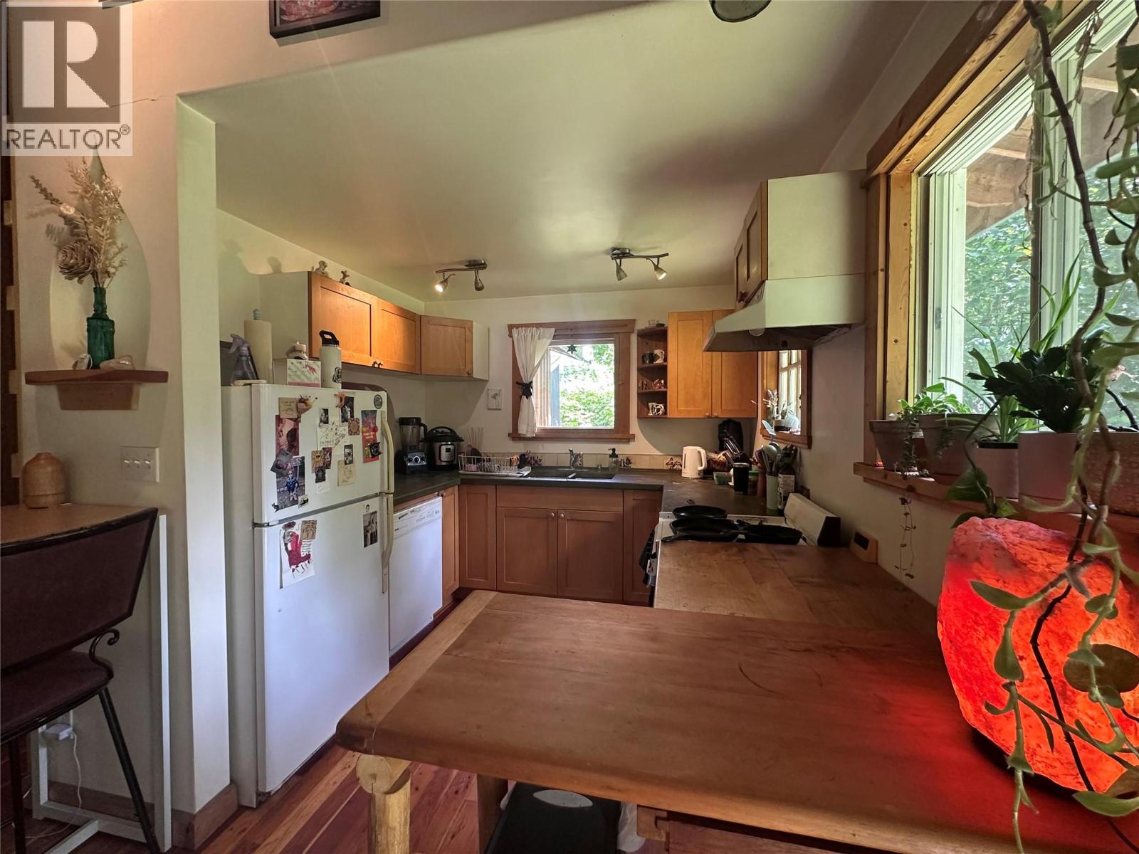7152 Graham Road, Winlaw, British Columbia  V0G 2J0 - Photo 13 - 10392360