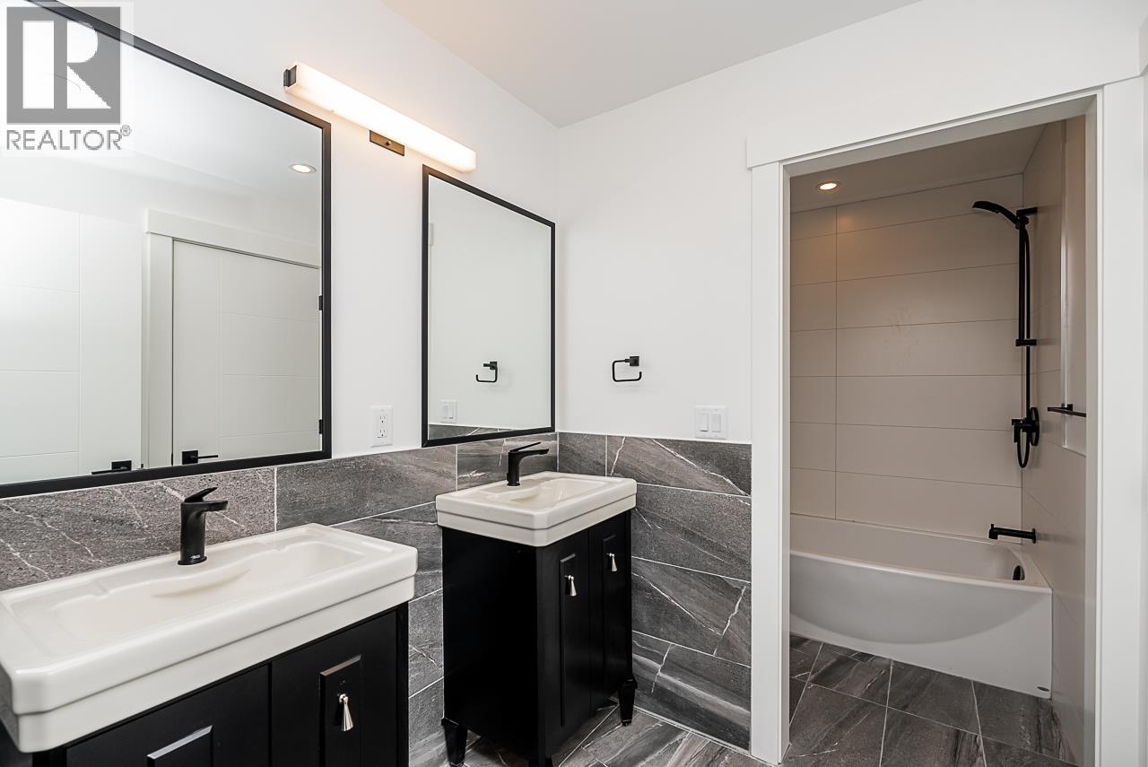 5225 Woodsworth Street, Burnaby, British Columbia  V5G 1S5 - Photo 25 - R3157524