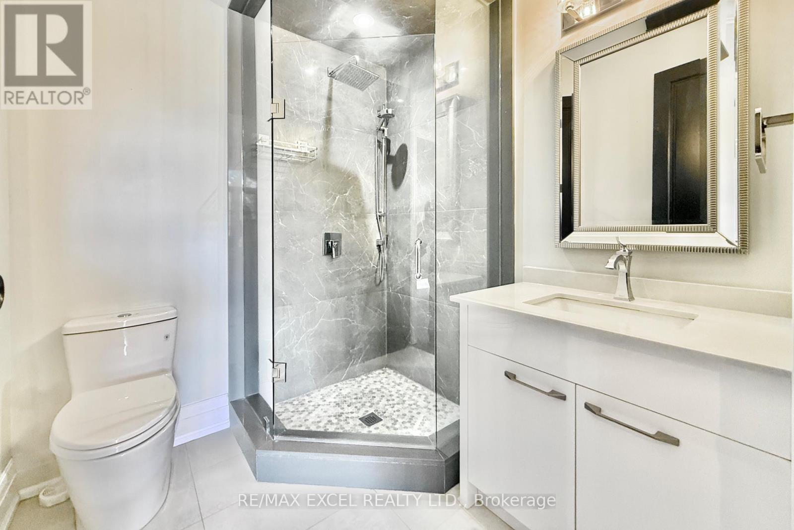 19 Blyth Street, Richmond Hill, Ontario  L4E 2Y2 - Photo 35 - N13725666