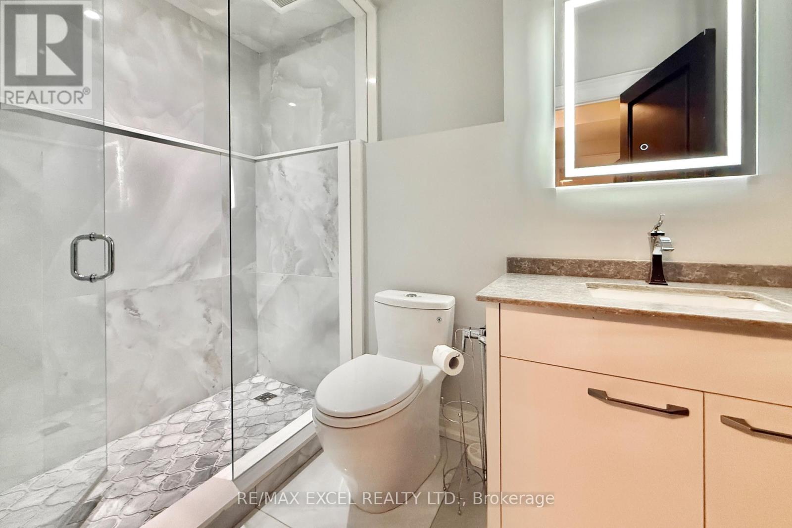 19 Blyth Street, Richmond Hill, Ontario  L4E 2Y2 - Photo 39 - N13725666