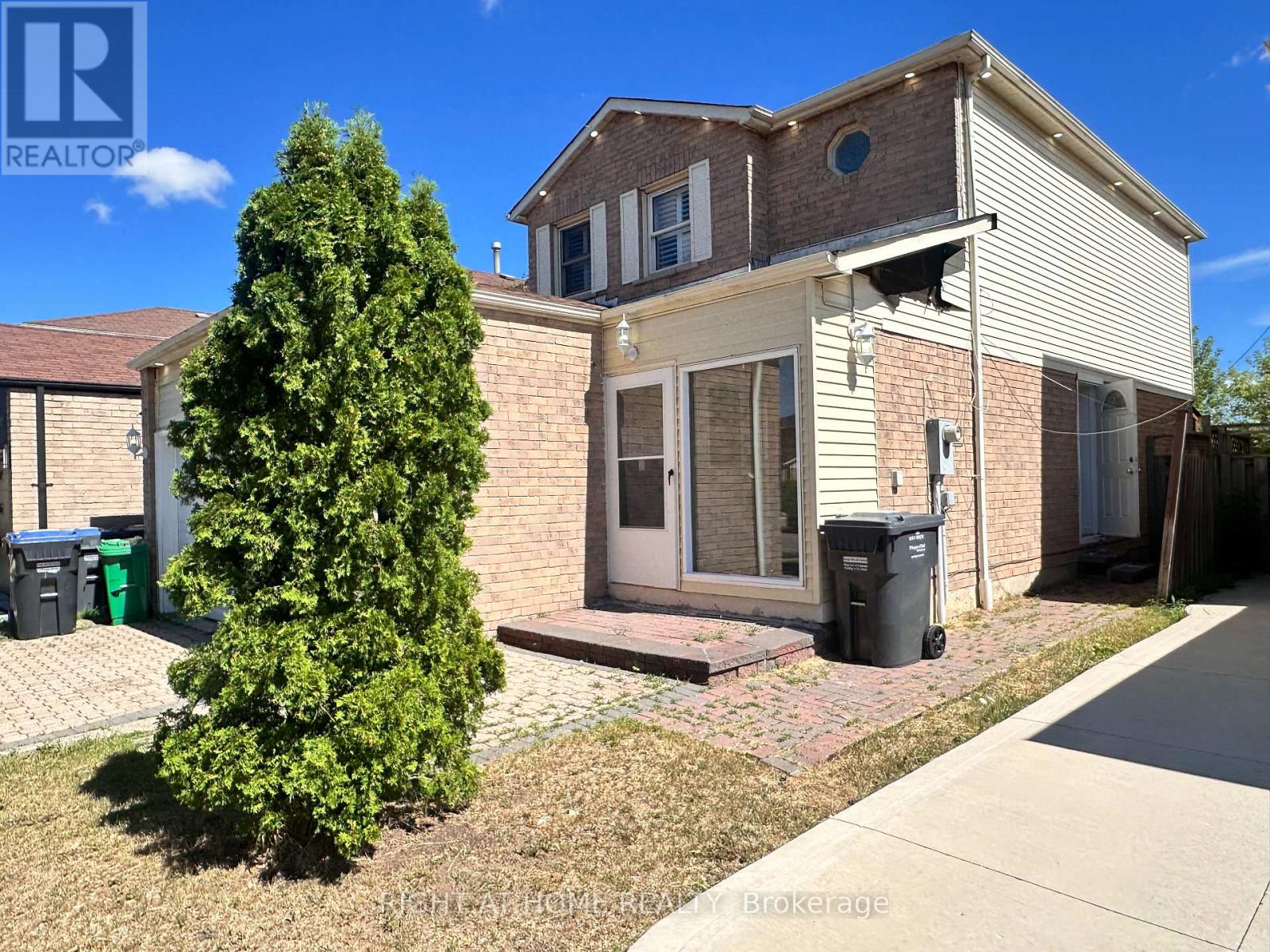 1791 Princelea Place, Mississauga, Ontario  L5M 3R9 - Photo 3 - W13702920