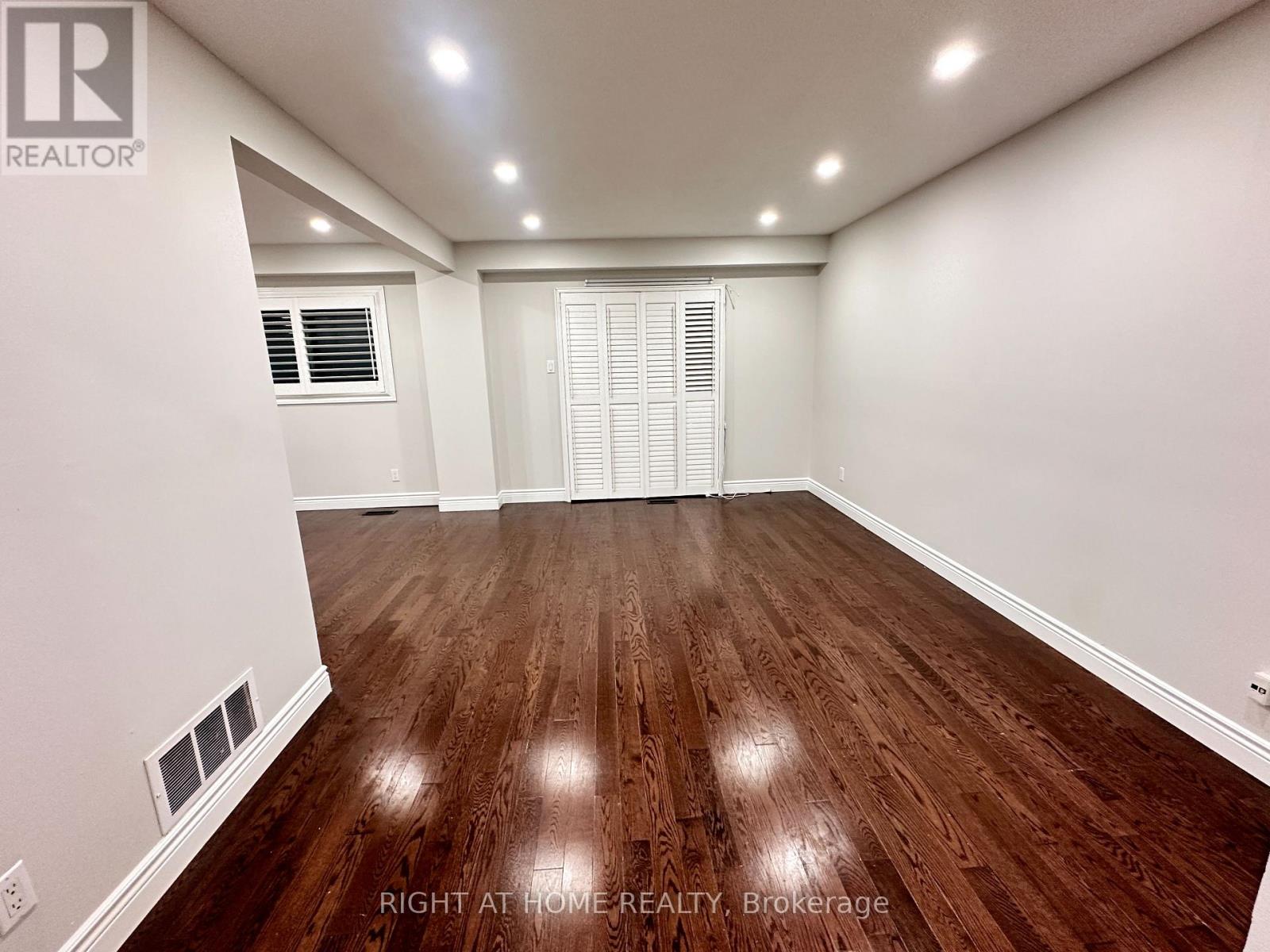 1791 Princelea Place, Mississauga, Ontario  L5M 3R9 - Photo 9 - W13702920