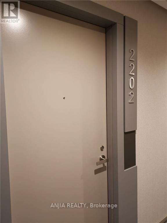 2202 - 159 Dundas Street E, Toronto, Ontario  M5B 0A9 - Photo 3 - C13725698