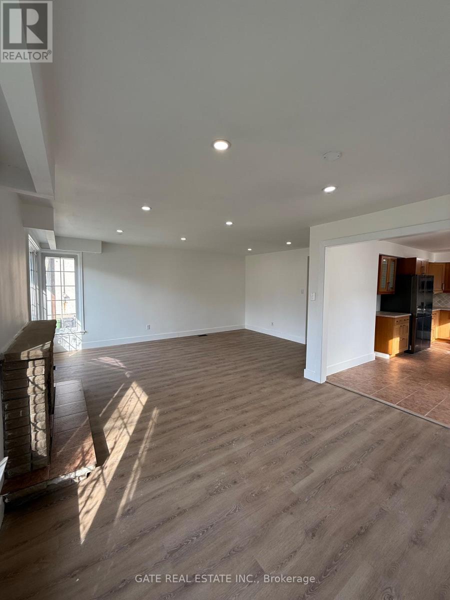 Main - 112 Santa Barbara Road, Toronto, Ontario  M2N 2C5 - Photo 12 - C13725702