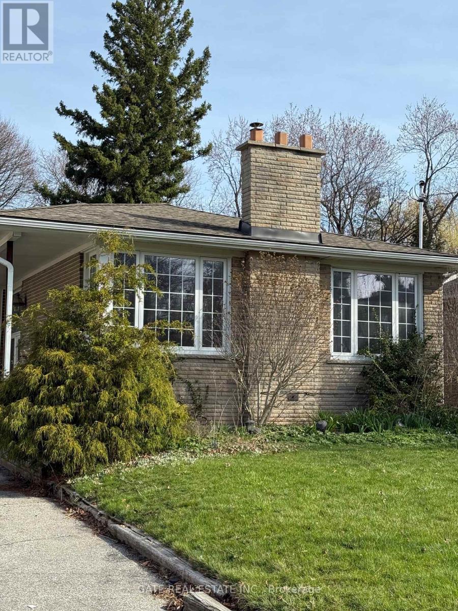 Main - 112 Santa Barbara Road, Toronto, Ontario  M2N 2C5 - Photo 3 - C13725702