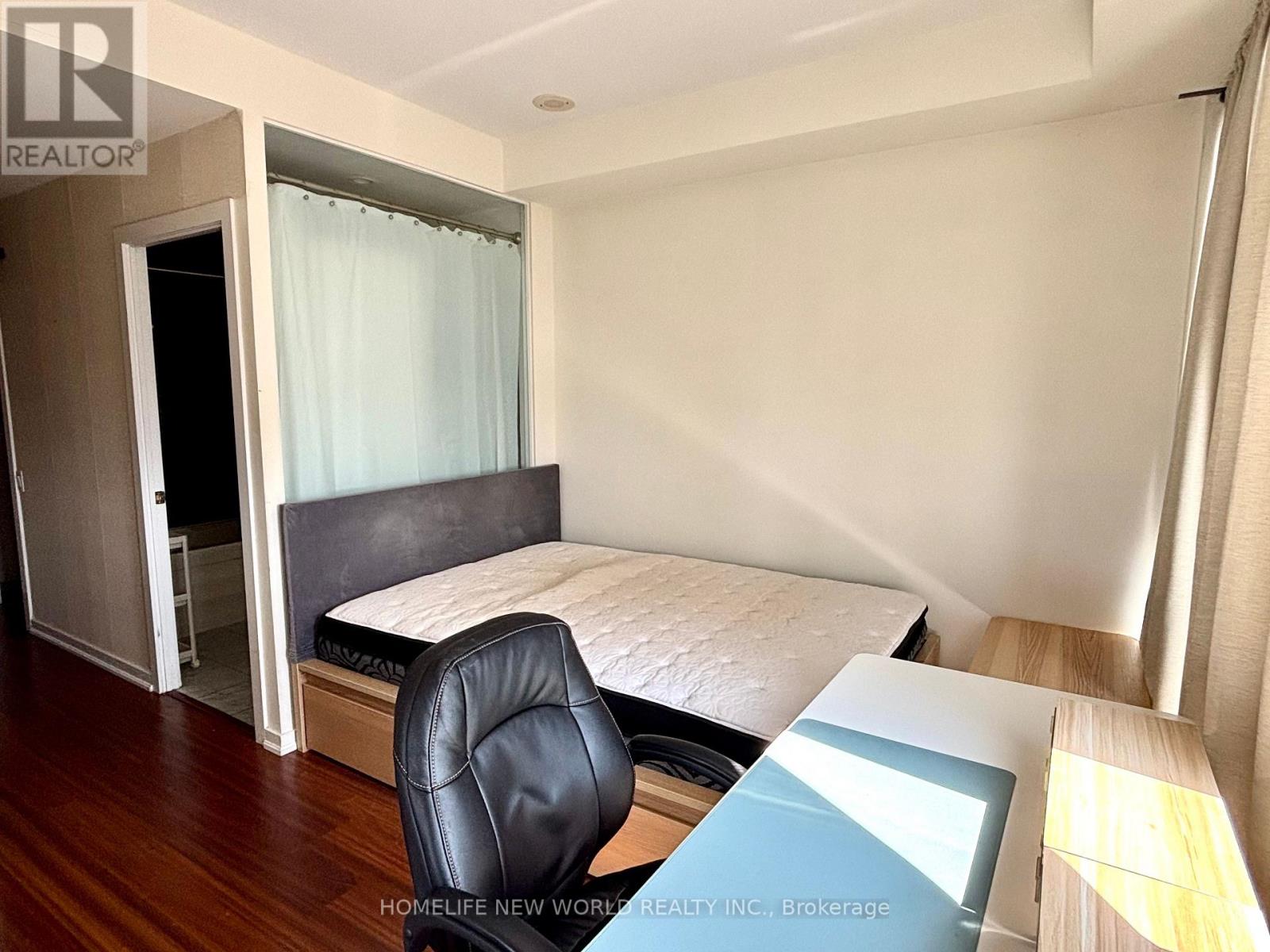 1808 - 30 Canterbury Place, Toronto, Ontario M2N 0B9 - Photo 18 - C13725710