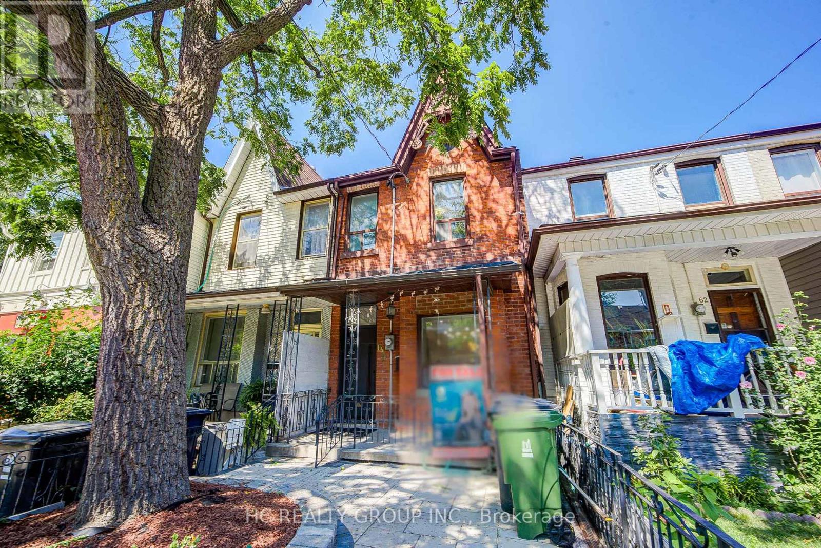 64 Wales Avenue, Toronto, Ontario M5T 1J4 - Photo 3 - C13725712