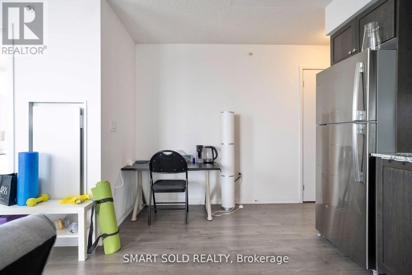 1212 - 3091 Dufferin Street, Toronto, Ontario M6A 0C4 - Photo 6 - W13725696