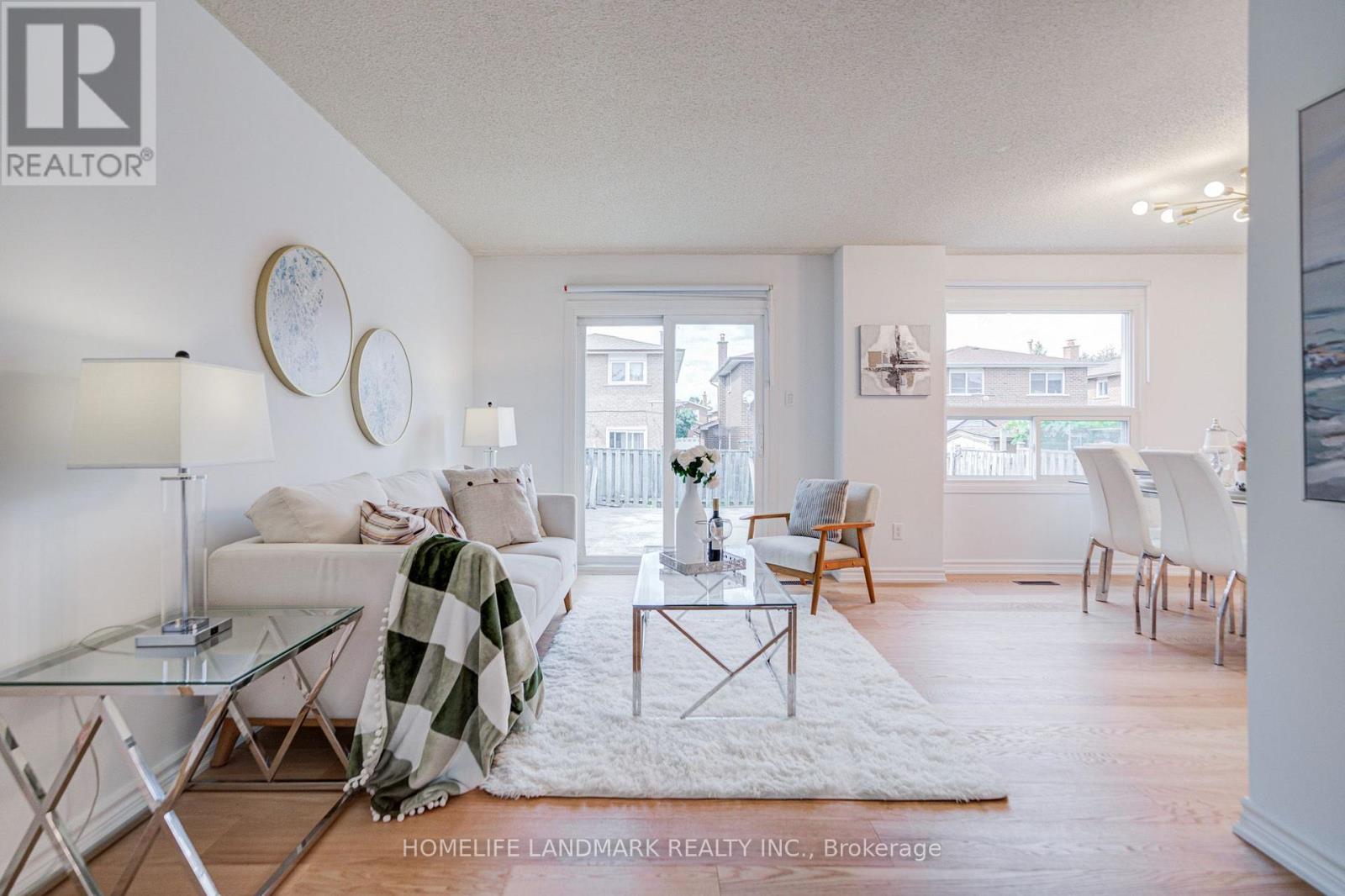 20 BAROLO ROAD, Toronto, Ontario