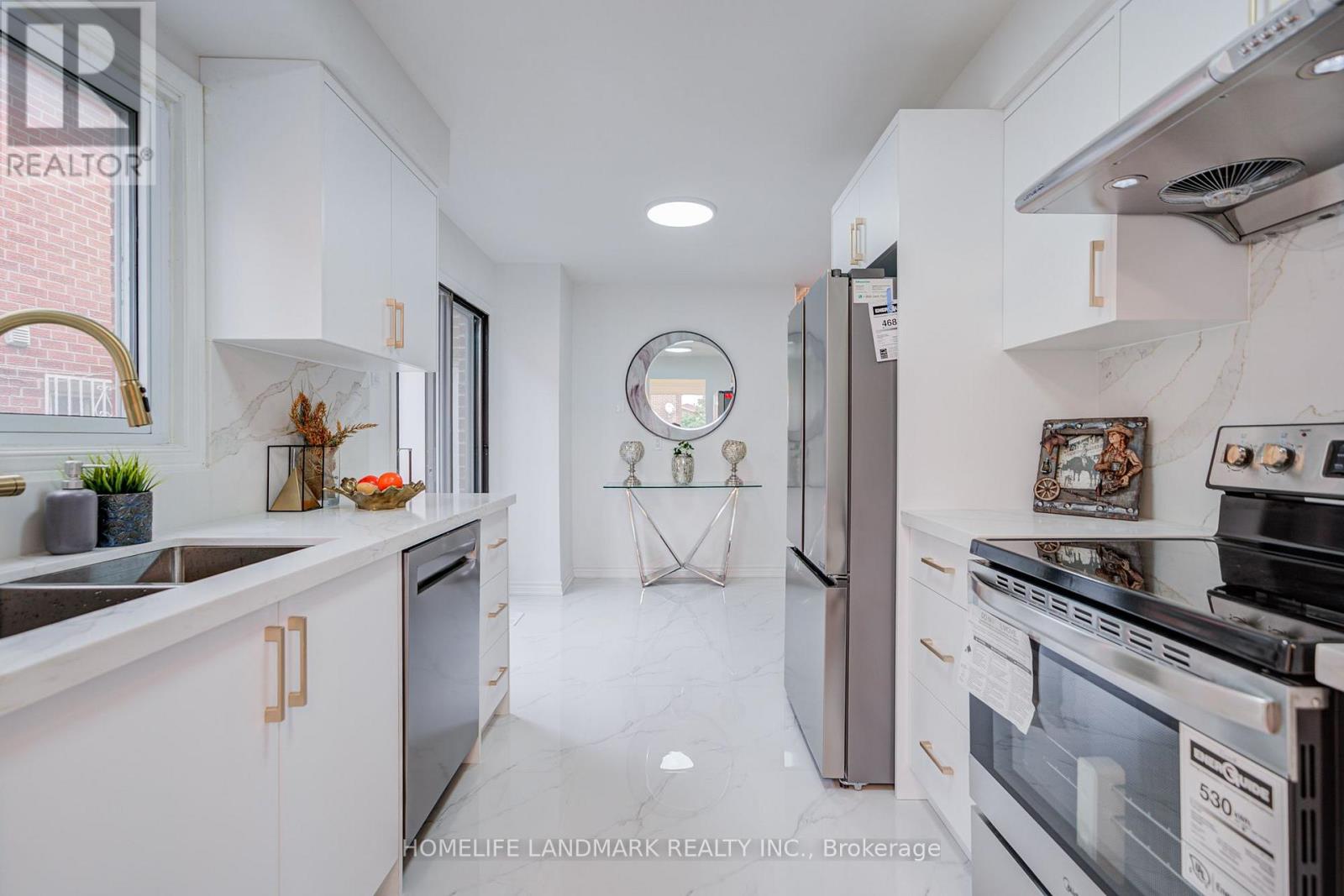 20 Barolo Road, Toronto, Ontario  M9V 5B1 - Photo 19 - W13725714