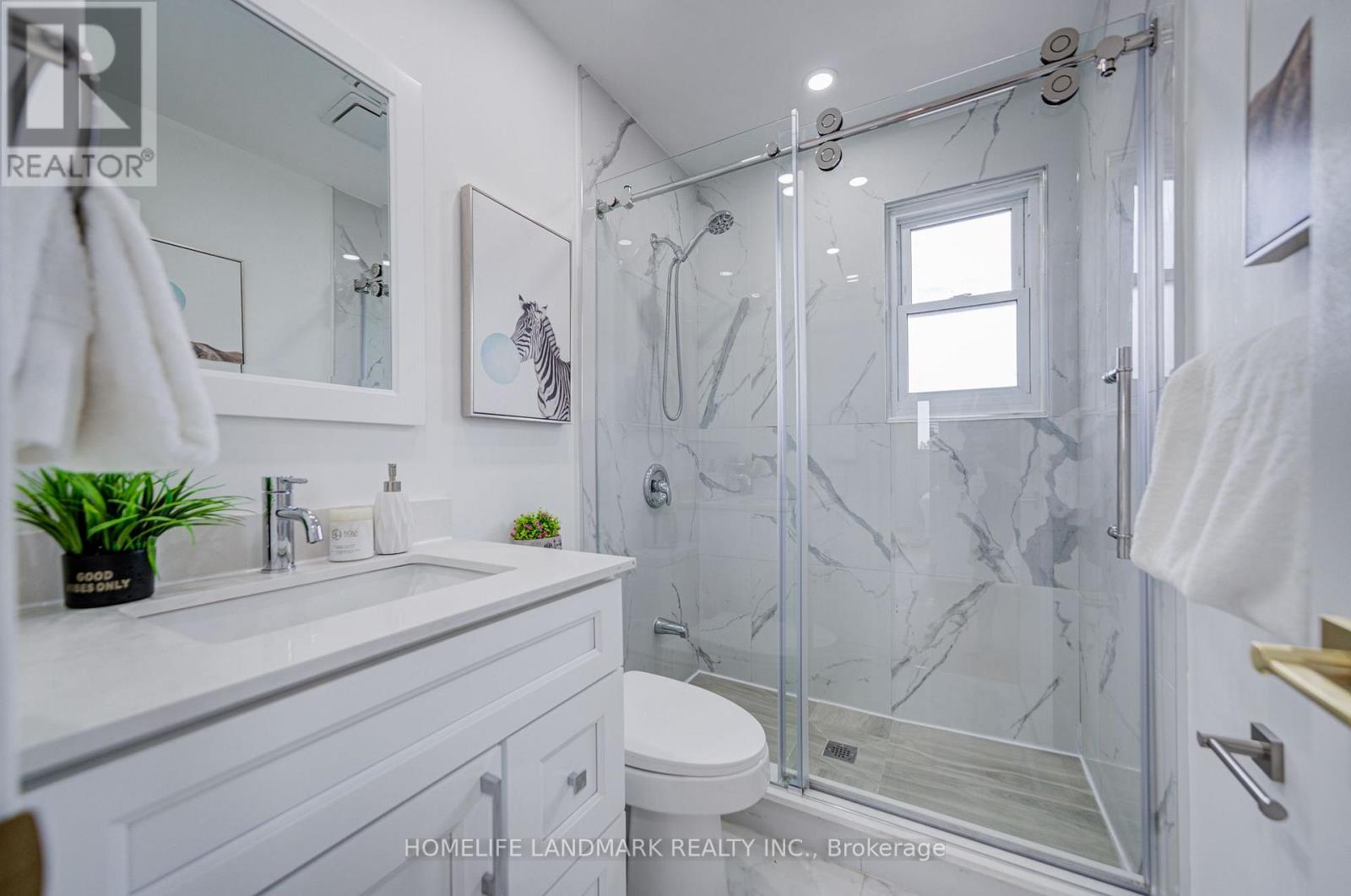 20 Barolo Road, Toronto, Ontario  M9V 5B1 - Photo 38 - W13725714
