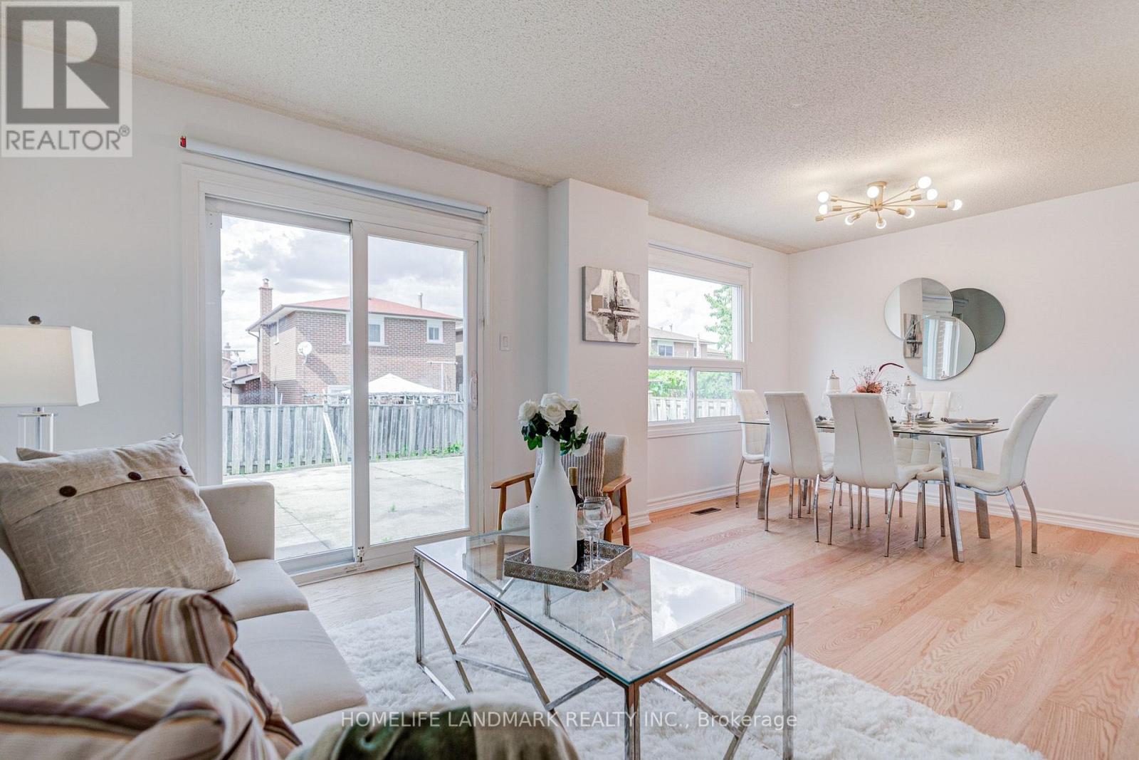 20 Barolo Road, Toronto, Ontario  M9V 5B1 - Photo 6 - W13725714