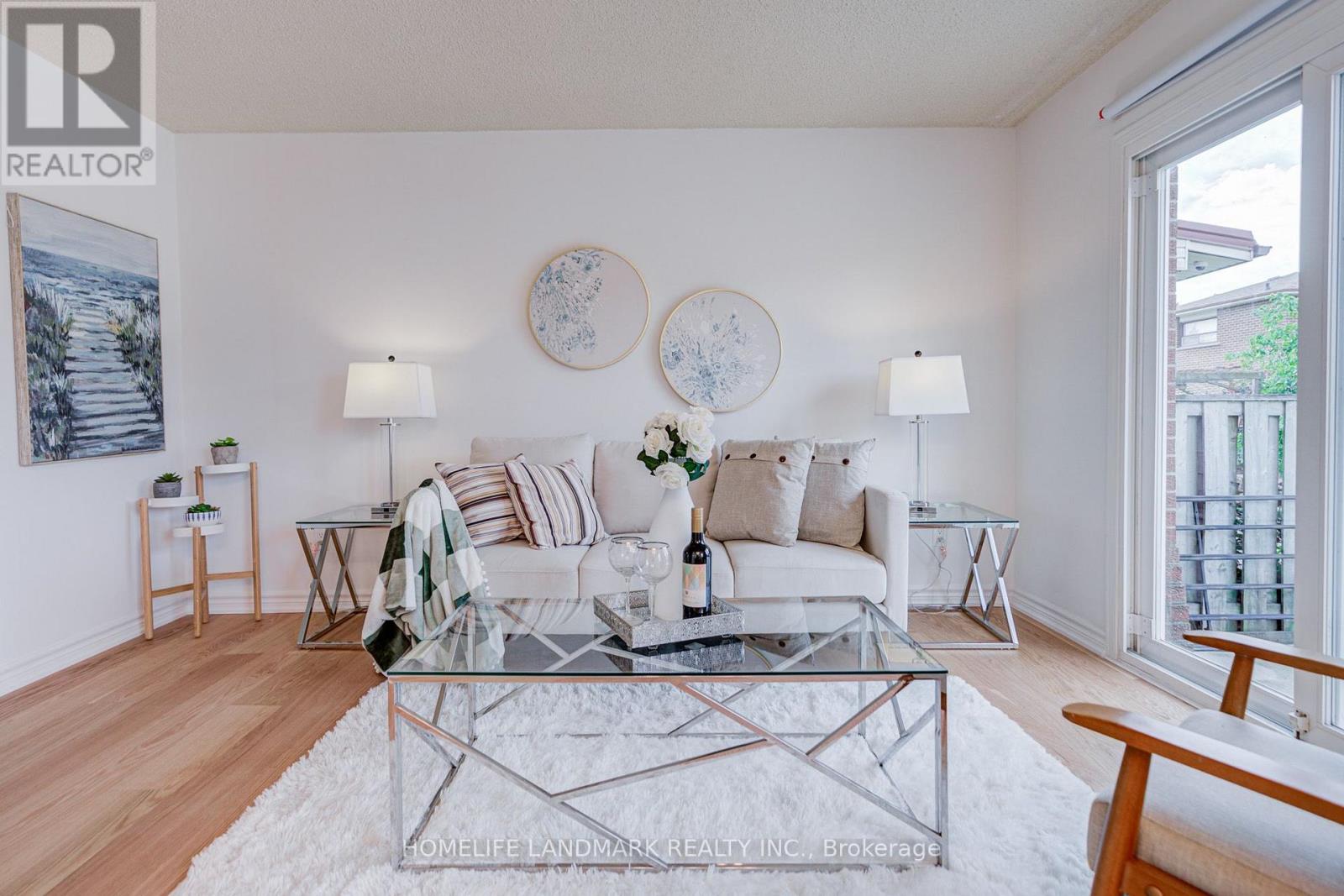 20 Barolo Road, Toronto, Ontario  M9V 5B1 - Photo 8 - W13725714