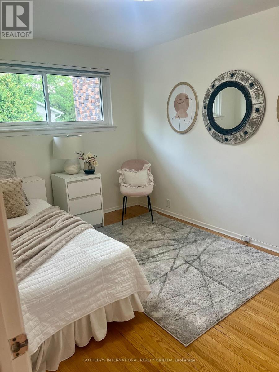 25 Gossamer Avenue, Toronto, Ontario  M2M 2X3 - Photo 25 - C13715164