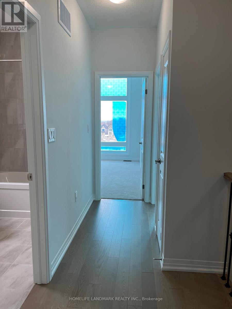 1040 Valhalla Terrace, Pickering, Ontario  L1X 0P8 - Photo 10 - E13725738