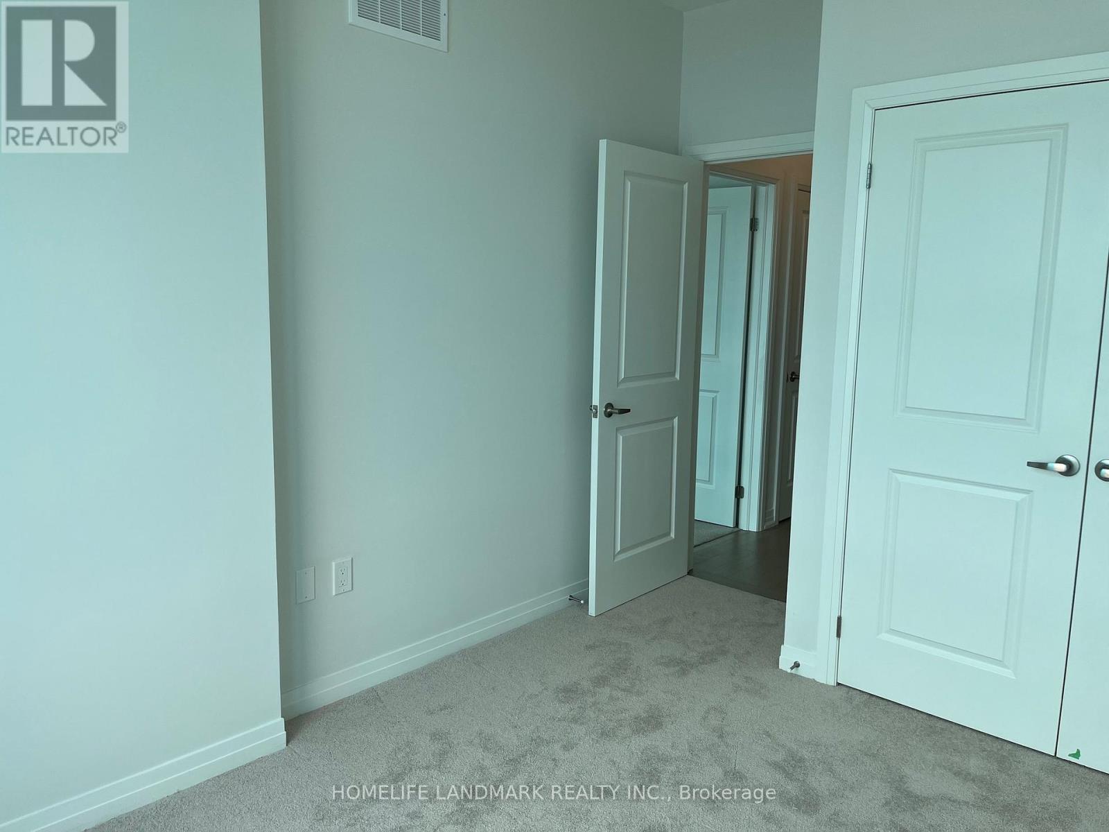 1040 Valhalla Terrace, Pickering, Ontario  L1X 0P8 - Photo 13 - E13725738