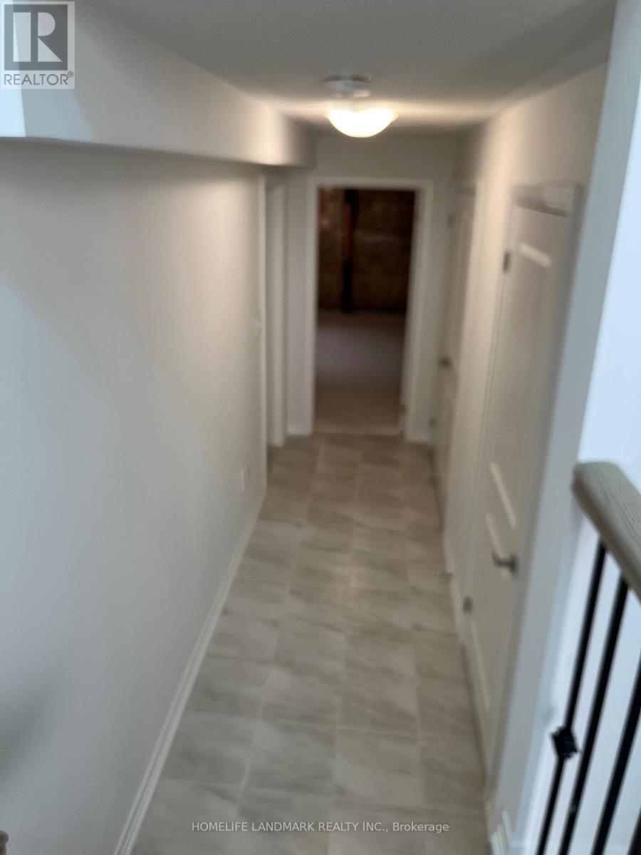 1040 Valhalla Terrace, Pickering, Ontario  L1X 0P8 - Photo 24 - E13725738