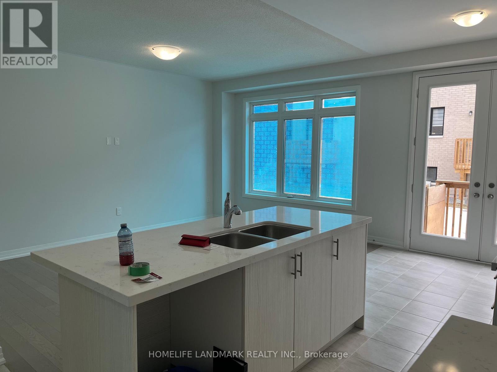 1040 Valhalla Terrace, Pickering, Ontario  L1X 0P8 - Photo 6 - E13725738