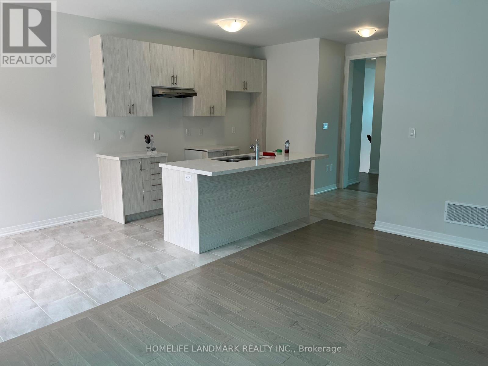 1040 Valhalla Terrace, Pickering, Ontario  L1X 0P8 - Photo 7 - E13725738