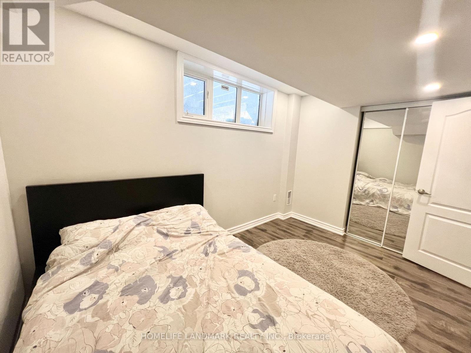 18 Fountain Court, Richmond Hill, Ontario  L4S 2K4 - Photo 12 - N13725736