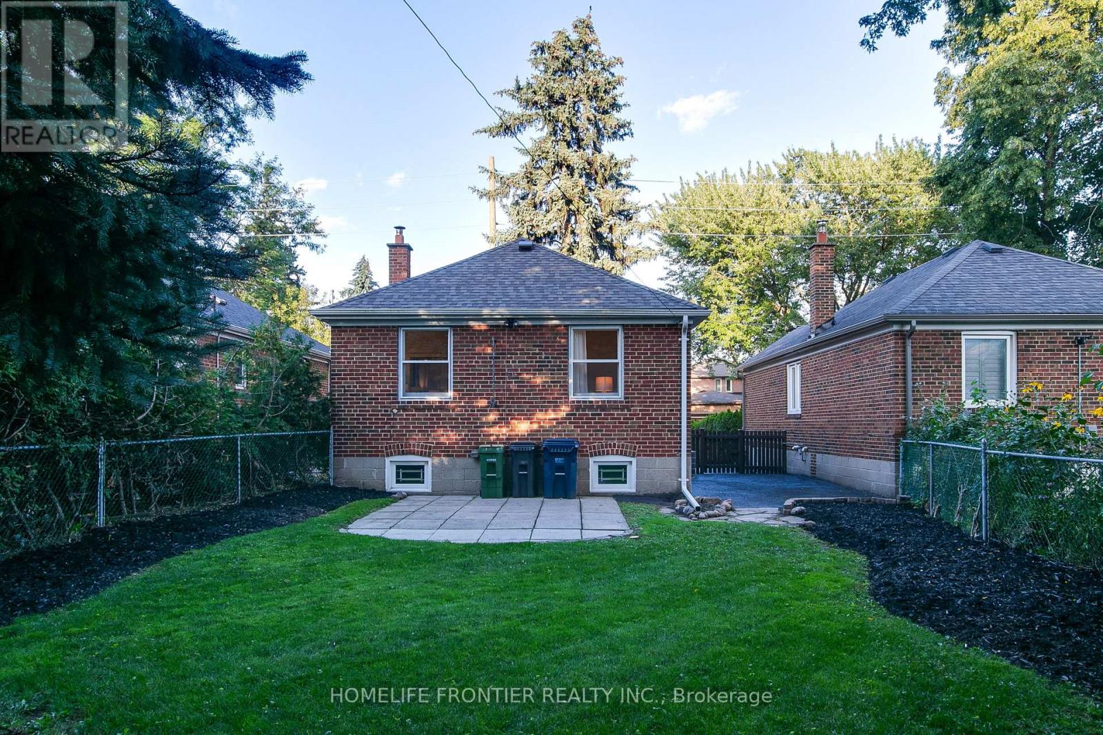 132 Wesley Street, Toronto, Ontario  M8Y 2X1 - Photo 21 - W13725732