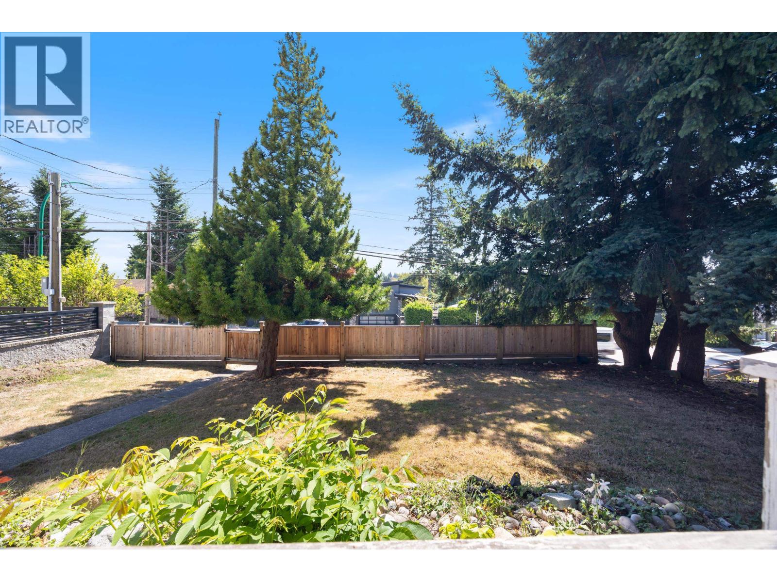 8085 10th Avenue, Burnaby, British Columbia  V3N 2S4 - Photo 15 - R3158409