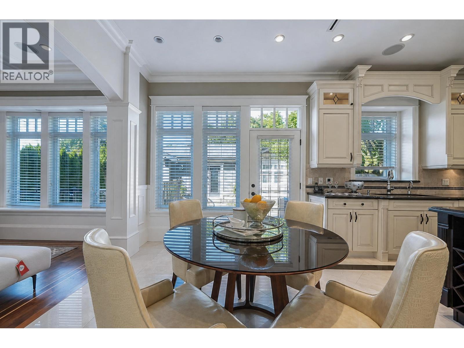 1657 W 58th Avenue, Vancouver, British Columbia  V6P 1W8 - Photo 11 - R3159793